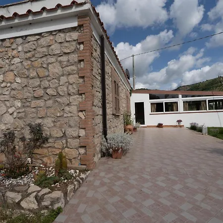 Casale Rufo Alloggio per agriturismo Sonnino